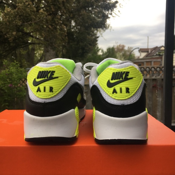 Air Max 90 ‘Volt’ 2020 - Picture 7 of 8